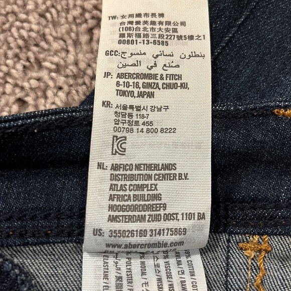 Hollister / High Rise Jean Jeggings / Size 28 - Picture 7 of 11